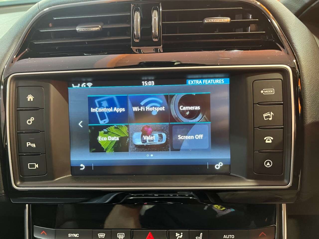 2016 JAGUAR XE 2016 JAGUAR XE