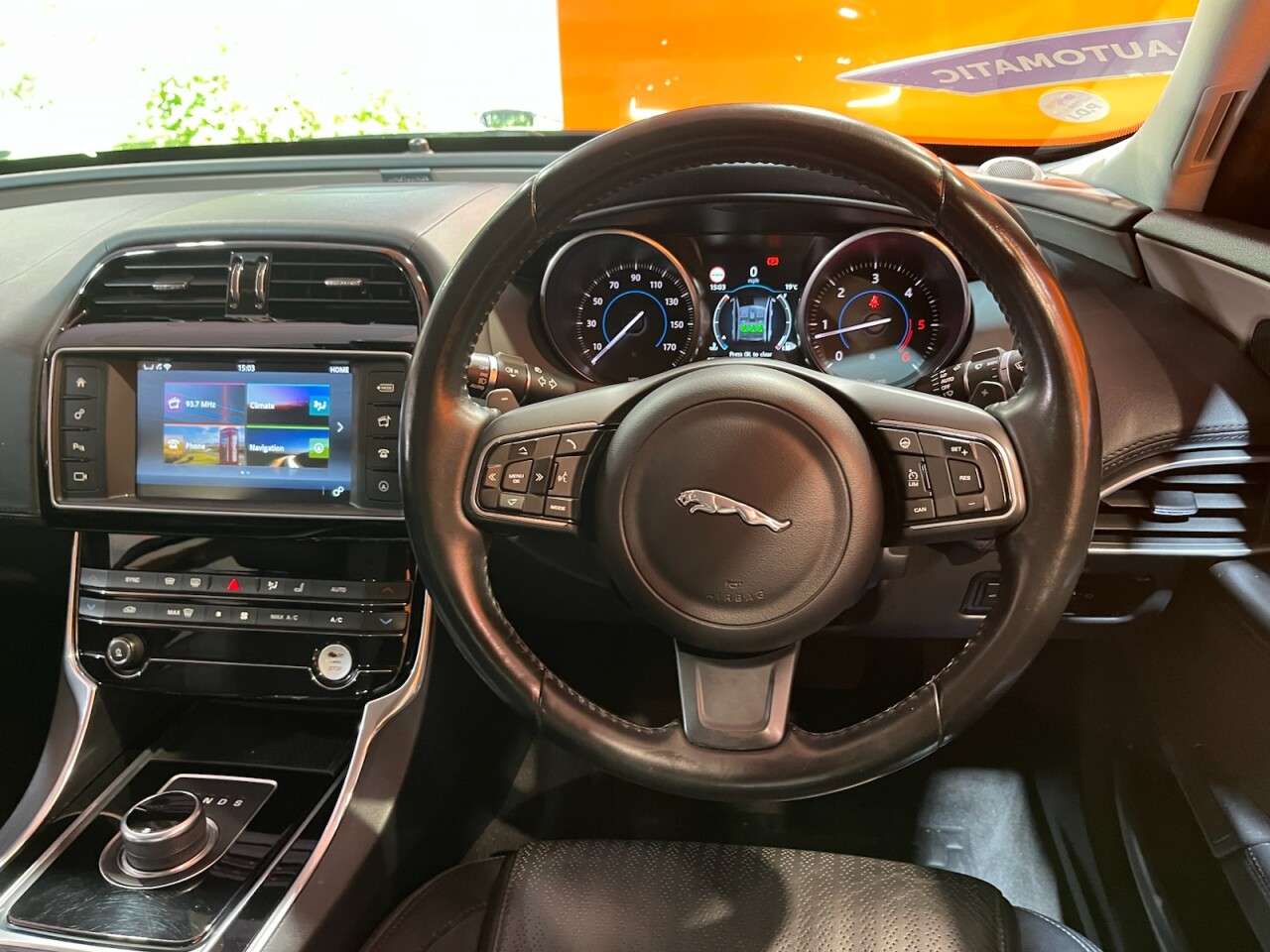 2016 JAGUAR XE 2016 JAGUAR XE