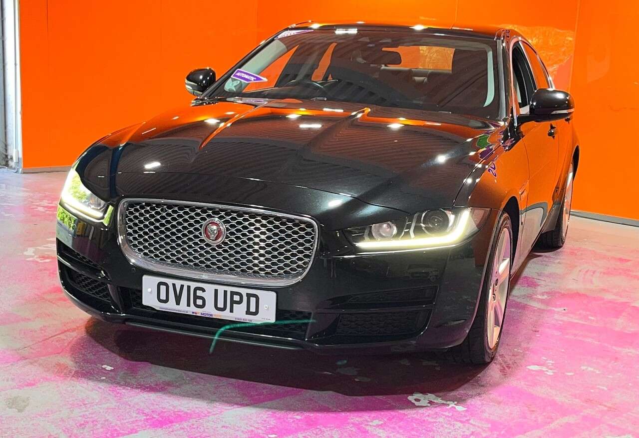2016 JAGUAR XE 2016 JAGUAR XE