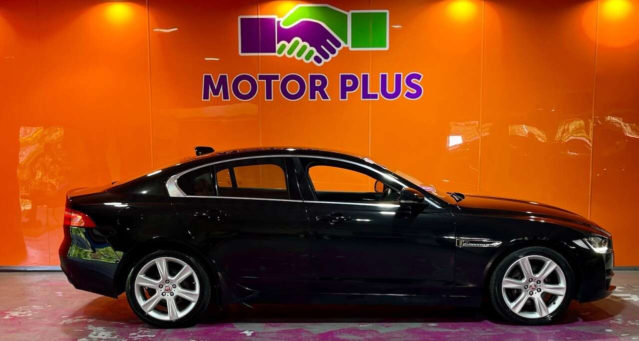2016 JAGUAR XE 2016 JAGUAR XE