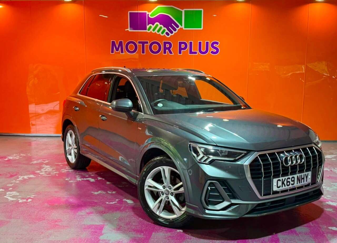 A 2019 AUDI Q3 1.5 TFSI CoD 35 S line SUV 5dr Petrol Manual Euro 6 (s/s) (150 ps) Visit Ov A 2019 AUDI Q3 1.5 TFSI CoD 35 S line SUV 5dr Petrol Manual Euro 6 (s/s) (150 ps) Visit Ov