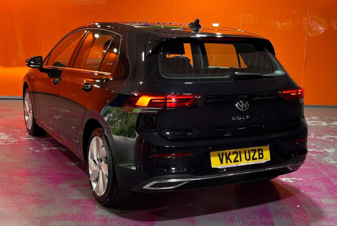 A 2021 VOLKSWAGEN GOLF 1.5 TSI Style Hatchback 5dr Petrol Manual Euro 6 (s/s) (150 ps) Visit Over A 2021 VOLKSWAGEN GOLF 1.5 TSI Style Hatchback 5dr Petrol Manual Euro 6 (s/s) (150 ps) Visit Over