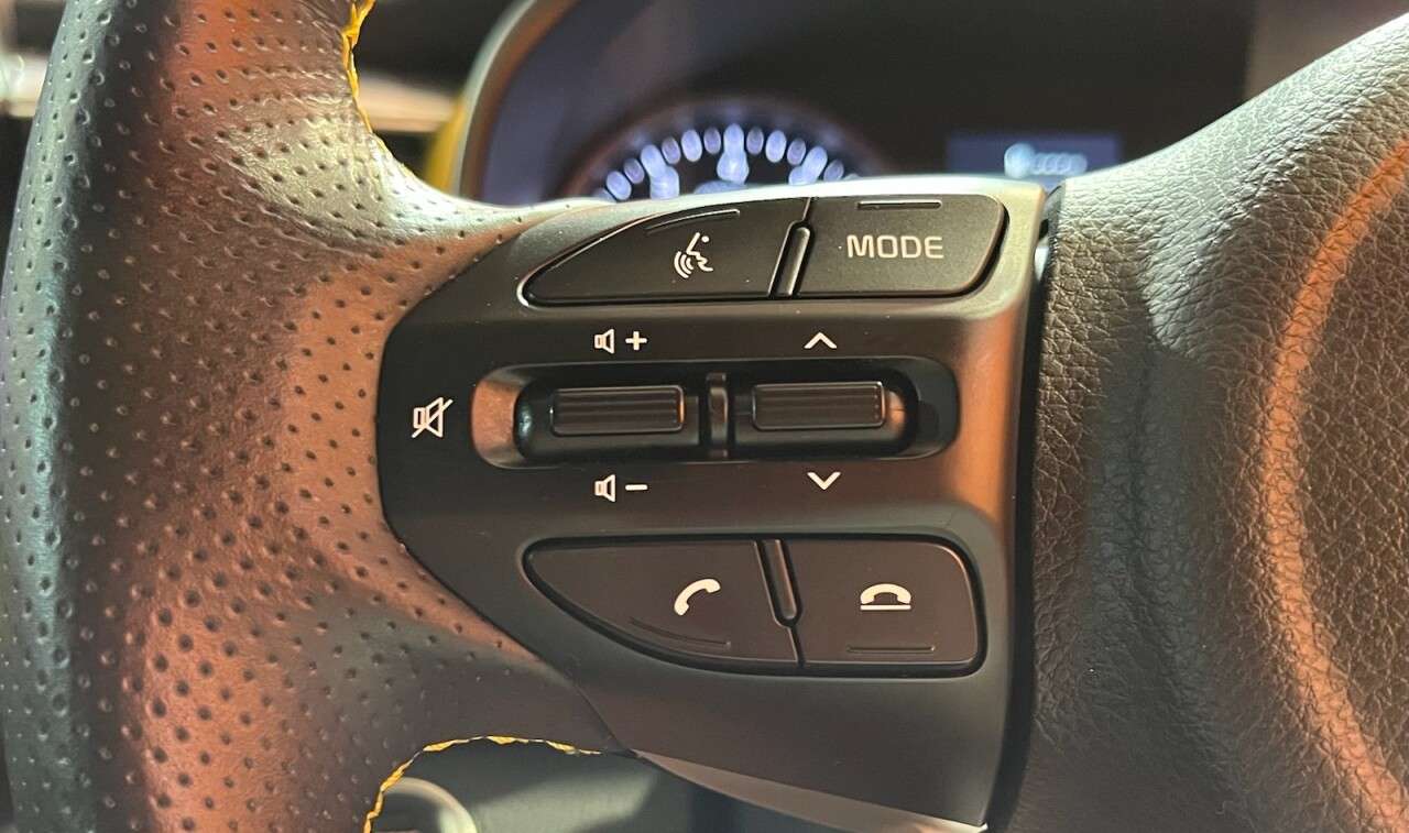 2023 KIA STONIC 2023 KIA STONIC