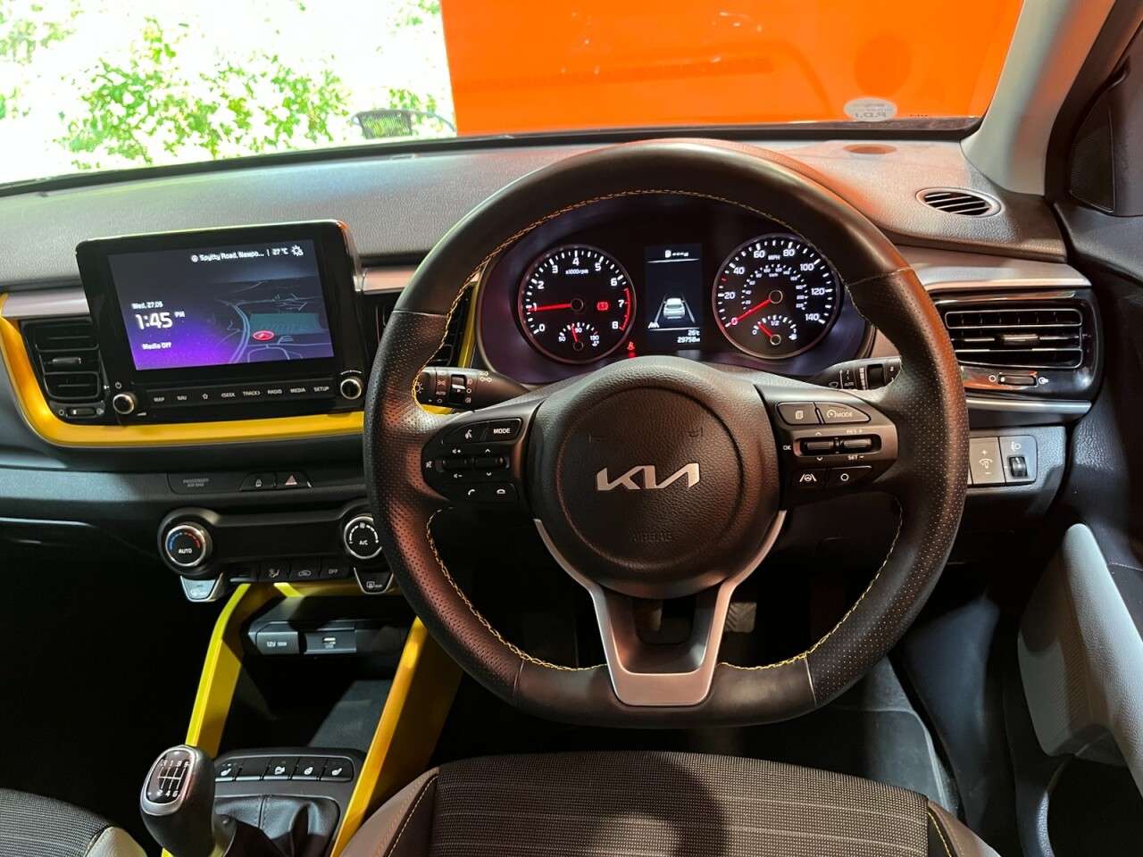 2023 KIA STONIC 2023 KIA STONIC