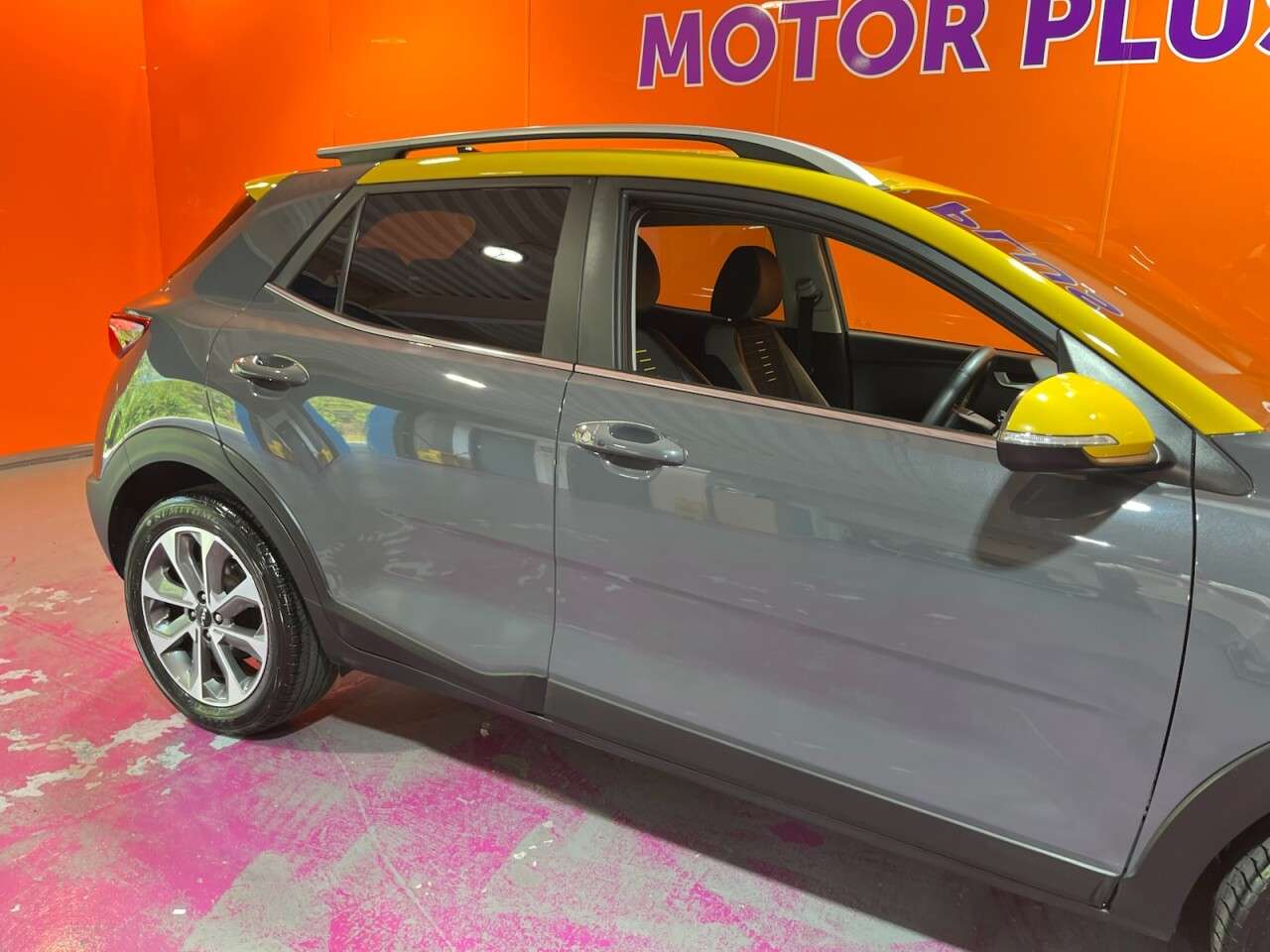 2023 KIA STONIC 2023 KIA STONIC