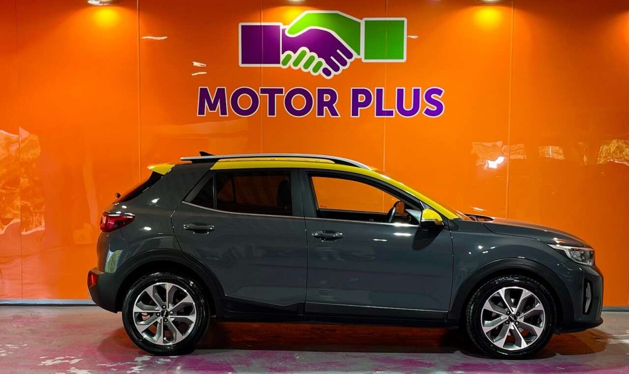 2023 KIA STONIC 2023 KIA STONIC