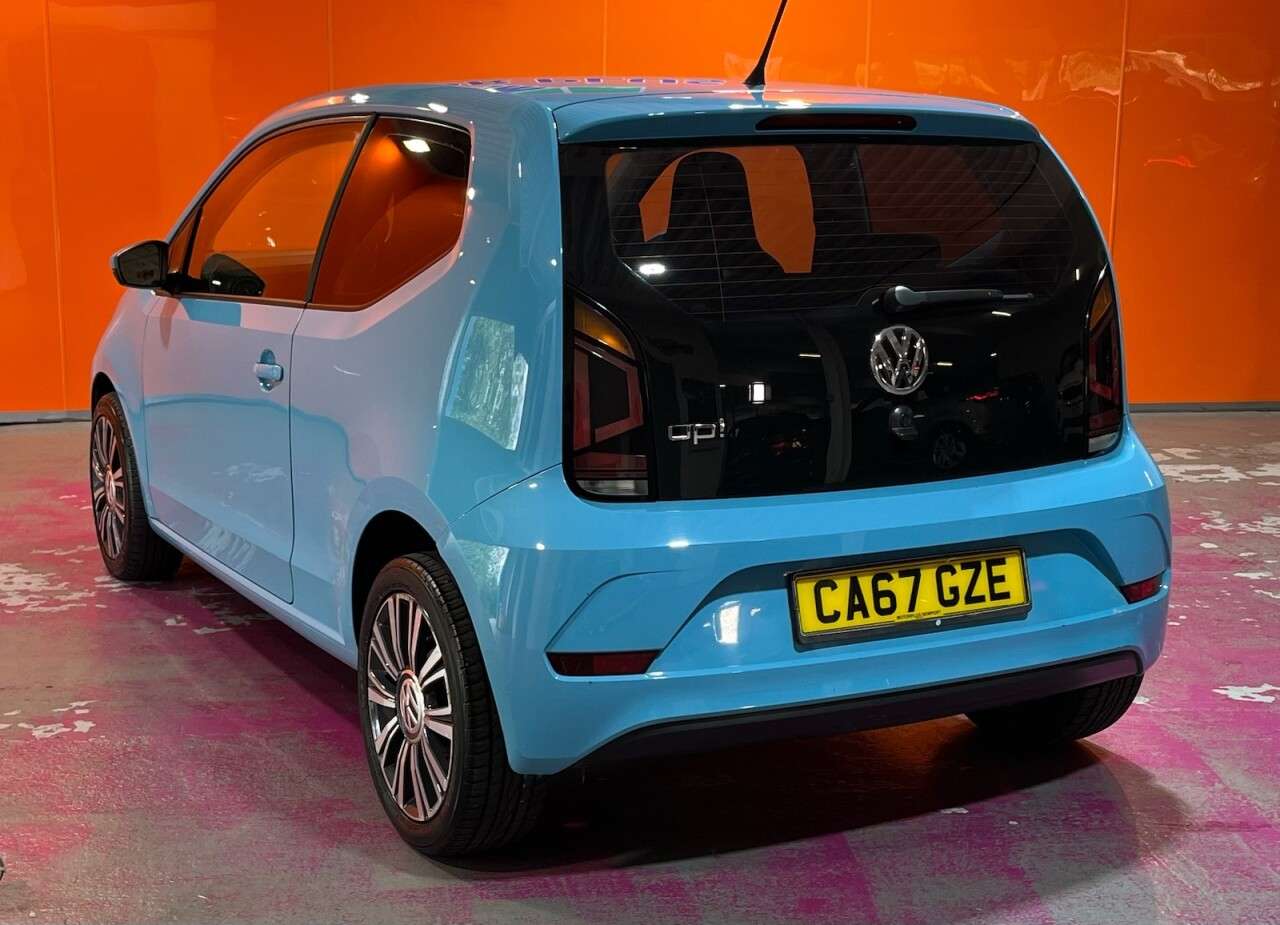 A 2017 VOLKSWAGEN UP! 1.0 Move up! Hatchback 3dr Petrol Manual Euro 6 (s/s) (60 ps) Visit Over 40 A 2017 VOLKSWAGEN UP! 1.0 Move up! Hatchback 3dr Petrol Manual Euro 6 (s/s) (60 ps) Visit Over 40