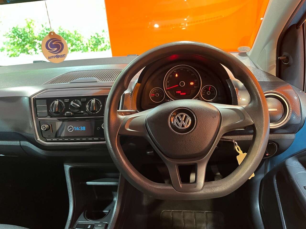 2017 VOLKSWAGEN UP! 2017 VOLKSWAGEN UP!