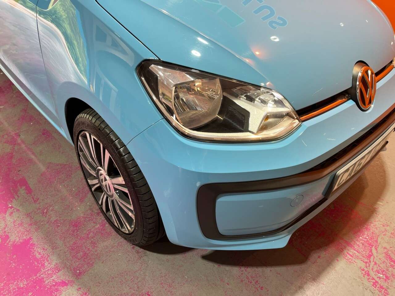 2017 VOLKSWAGEN UP! 2017 VOLKSWAGEN UP!