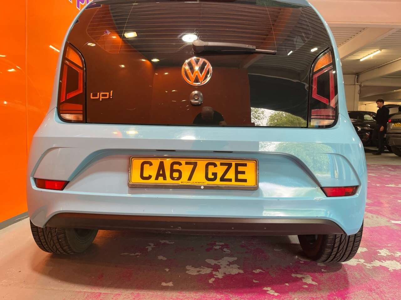 2017 VOLKSWAGEN UP! 2017 VOLKSWAGEN UP!