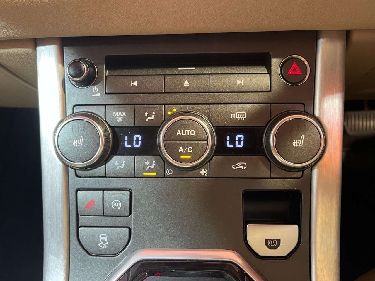 2014 LAND ROVER RANGE ROVER EVOQUE 2014 LAND ROVER RANGE ROVER EVOQUE