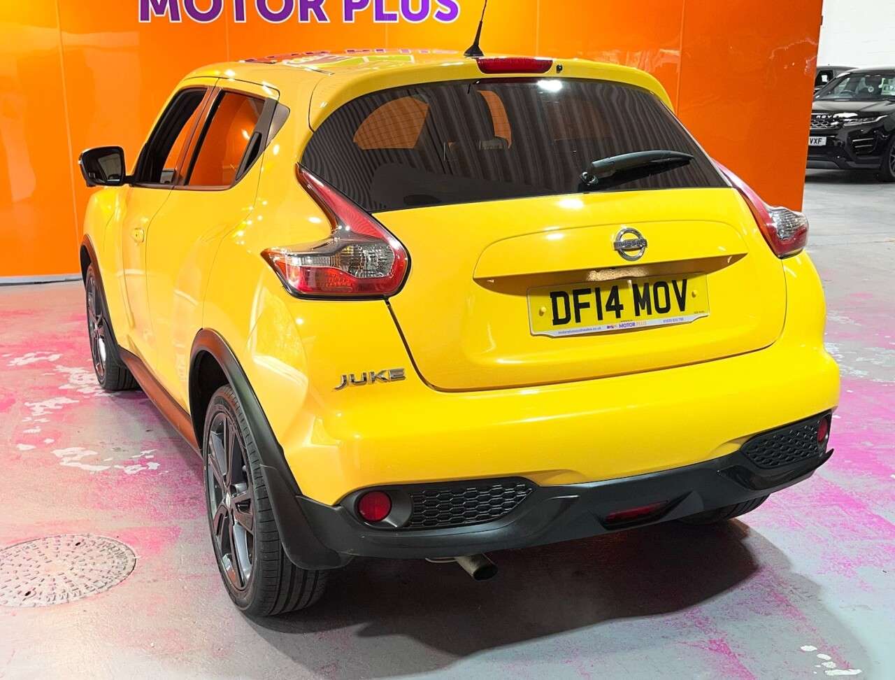 A 2014 NISSAN JUKE 1.2 DIG-T Tekna SUV 5dr Petrol Manual Euro 5 (s/s) Euro 5 (115 ps) Visit Ov A 2014 NISSAN JUKE 1.2 DIG-T Tekna SUV 5dr Petrol Manual Euro 5 (s/s) Euro 5 (115 ps) Visit Ov