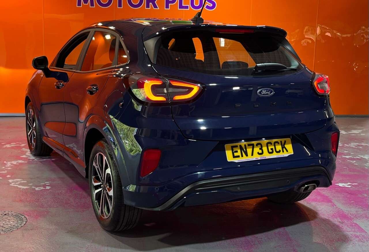 A 2023 FORD PUMA 1.0T EcoBoost MHEV ST-Line SUV 5dr Petrol Hybrid DCT Euro 6 (s/s) (125 ps) A 2023 FORD PUMA 1.0T EcoBoost MHEV ST-Line SUV 5dr Petrol Hybrid DCT Euro 6 (s/s) (125 ps)