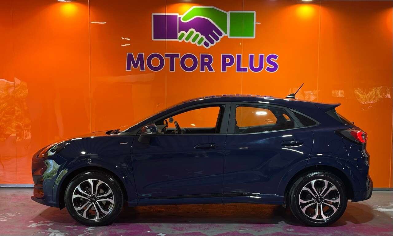 A 2023 FORD PUMA 1.0T EcoBoost MHEV ST-Line SUV 5dr Petrol Hybrid DCT Euro 6 (s/s) (125 ps) A 2023 FORD PUMA 1.0T EcoBoost MHEV ST-Line SUV 5dr Petrol Hybrid DCT Euro 6 (s/s) (125 ps)