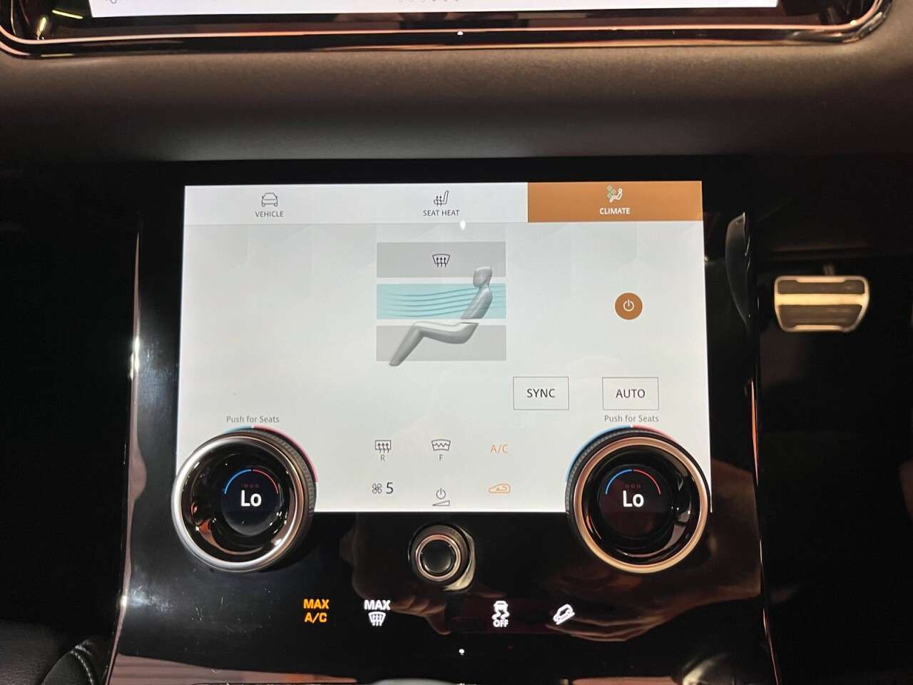 2021 LAND ROVER RANGE ROVER EVOQUE 2021 LAND ROVER RANGE ROVER EVOQUE