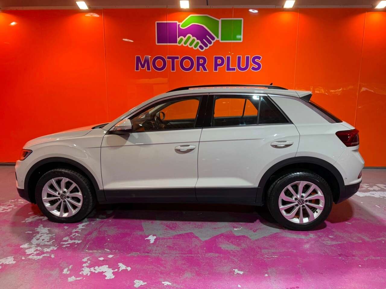 A 2023 VOLKSWAGEN T-ROC 1.5 TSI Life SUV 5dr Petrol DSG Euro 6 (s/s) (150 ps) Visit Over 400 Cars I A 2023 VOLKSWAGEN T-ROC 1.5 TSI Life SUV 5dr Petrol DSG Euro 6 (s/s) (150 ps) Visit Over 400 Cars I