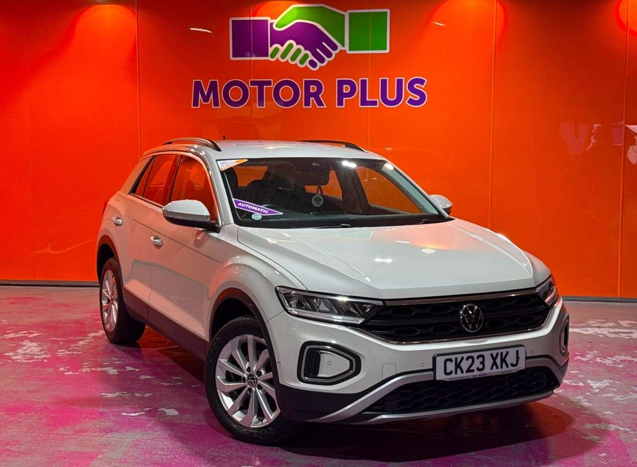 A 2023 VOLKSWAGEN T-ROC 1.5 TSI Life SUV 5dr Petrol DSG Euro 6 (s/s) (150 ps) Visit Over 400 Cars I A 2023 VOLKSWAGEN T-ROC 1.5 TSI Life SUV 5dr Petrol DSG Euro 6 (s/s) (150 ps) Visit Over 400 Cars I