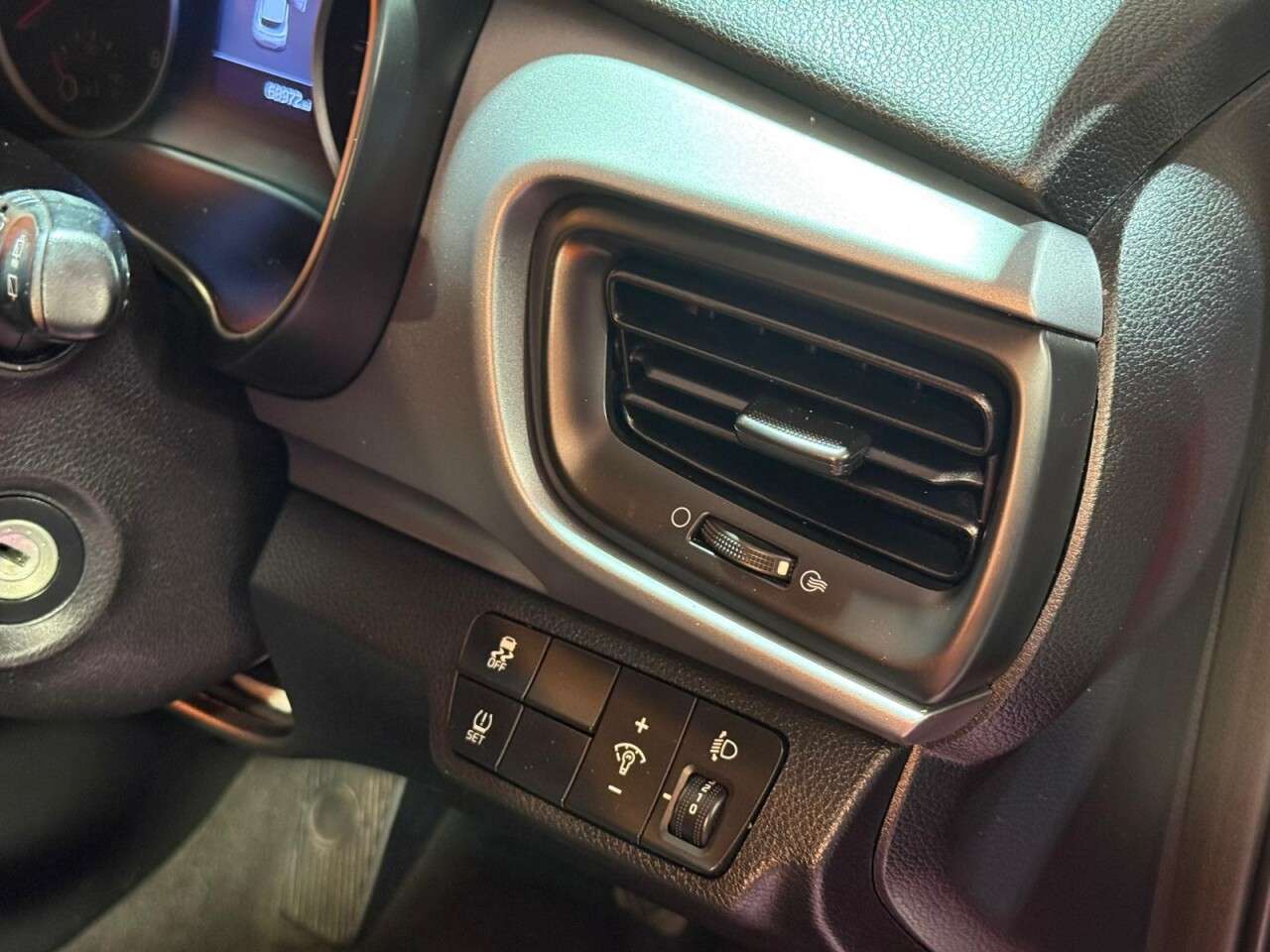 2018 KIA STONIC 2018 KIA STONIC