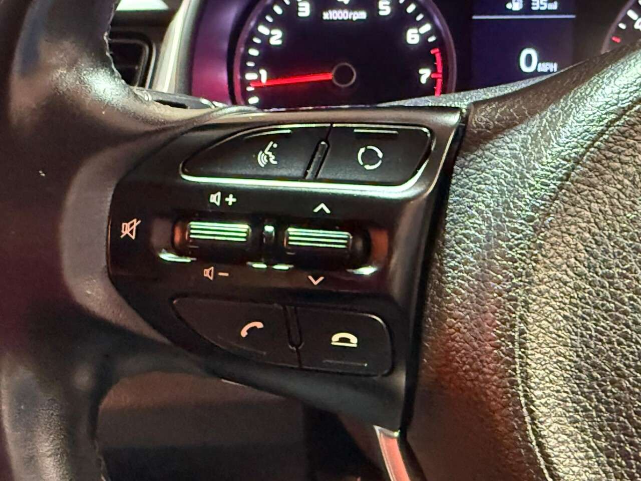 2018 KIA STONIC 2018 KIA STONIC