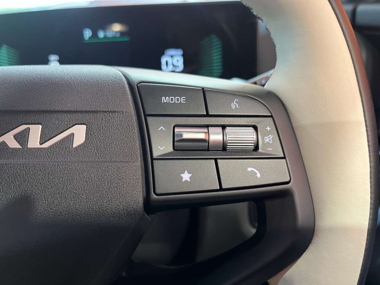 2025 KIA SPORTAGE 2025 KIA SPORTAGE