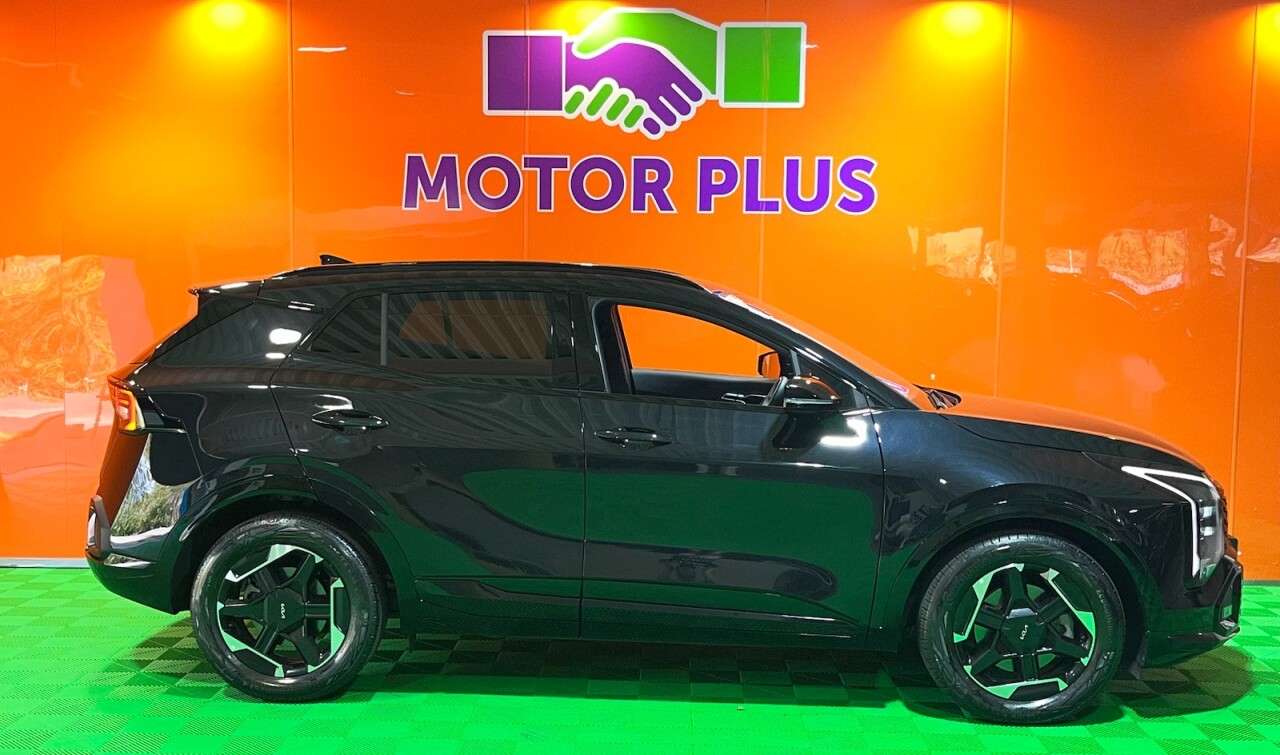 A 2025 KIA SPORTAGE 1.6 T-GDi GT-Line SUV 5dr Petrol DCT Euro 6 (s/s) (147 bhp) Visit Over 400 A 2025 KIA SPORTAGE 1.6 T-GDi GT-Line SUV 5dr Petrol DCT Euro 6 (s/s) (147 bhp) Visit Over 400