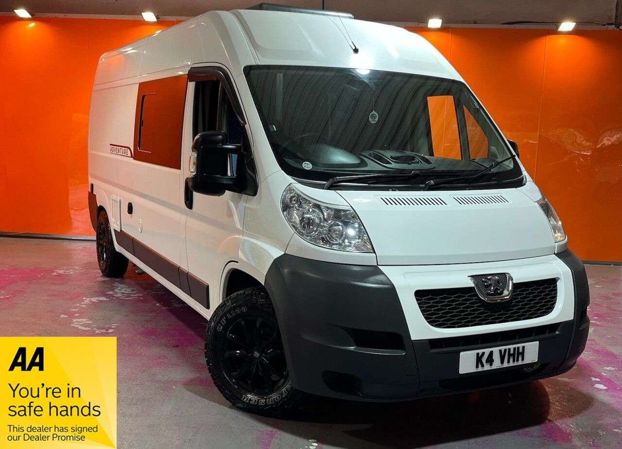 A 2014 PEUGEOT BOXER 2.2 HDi 335 Professional Panel Van 4dr Diesel Manual L3 H2 (229 g/km, 130 b A 2014 PEUGEOT BOXER 2.2 HDi 335 Professional Panel Van 4dr Diesel Manual L3 H2 (229 g/km, 130 b