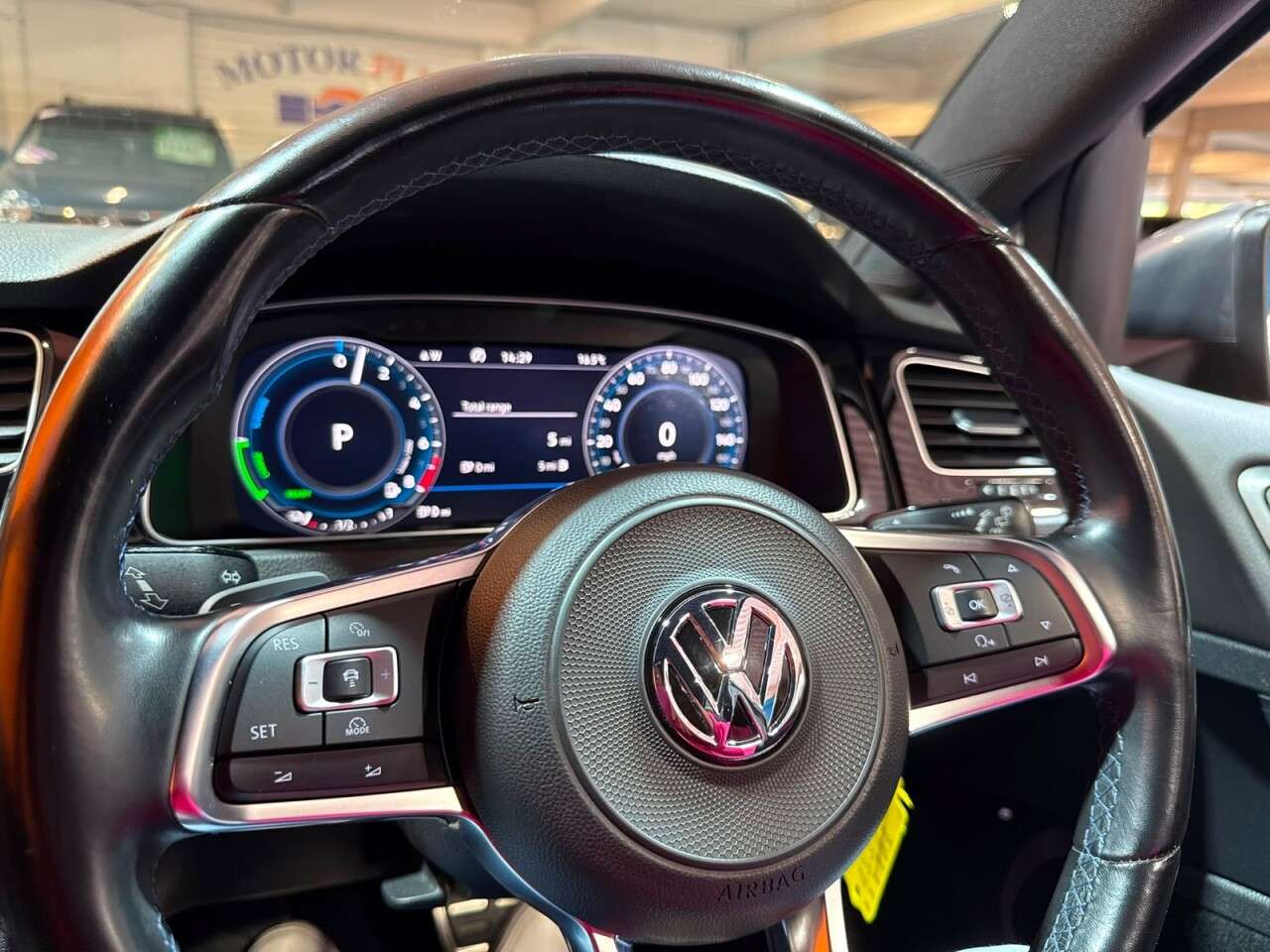 2018 VOLKSWAGEN GOLF 2018 VOLKSWAGEN GOLF