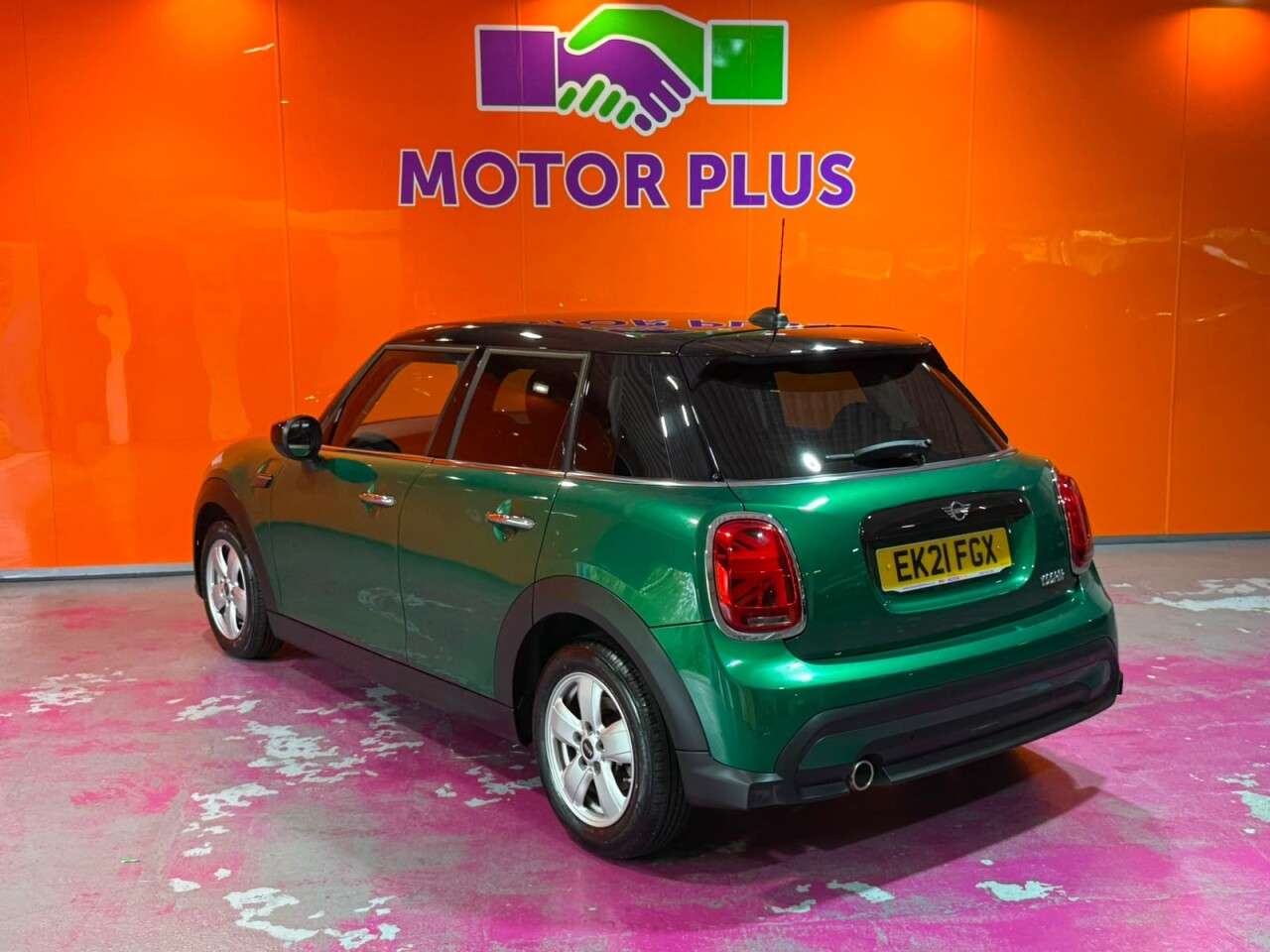 A 2021 MINI HATCH 1.5 Cooper Classic Hatchback 5dr Petrol Manual Euro 6 (s/s) (136 ps) Visit A 2021 MINI HATCH 1.5 Cooper Classic Hatchback 5dr Petrol Manual Euro 6 (s/s) (136 ps) Visit