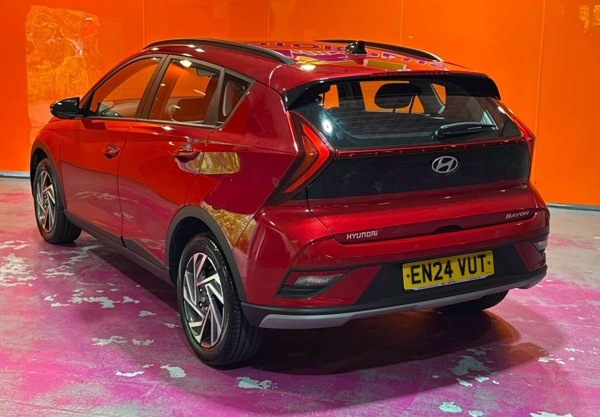 A 2024 HYUNDAI BAYON 1.0 T-GDi Advance SUV 5dr Petrol Manual Euro 6 (s/s) (100 ps) Visit Over 40 A 2024 HYUNDAI BAYON 1.0 T-GDi Advance SUV 5dr Petrol Manual Euro 6 (s/s) (100 ps) Visit Over 40