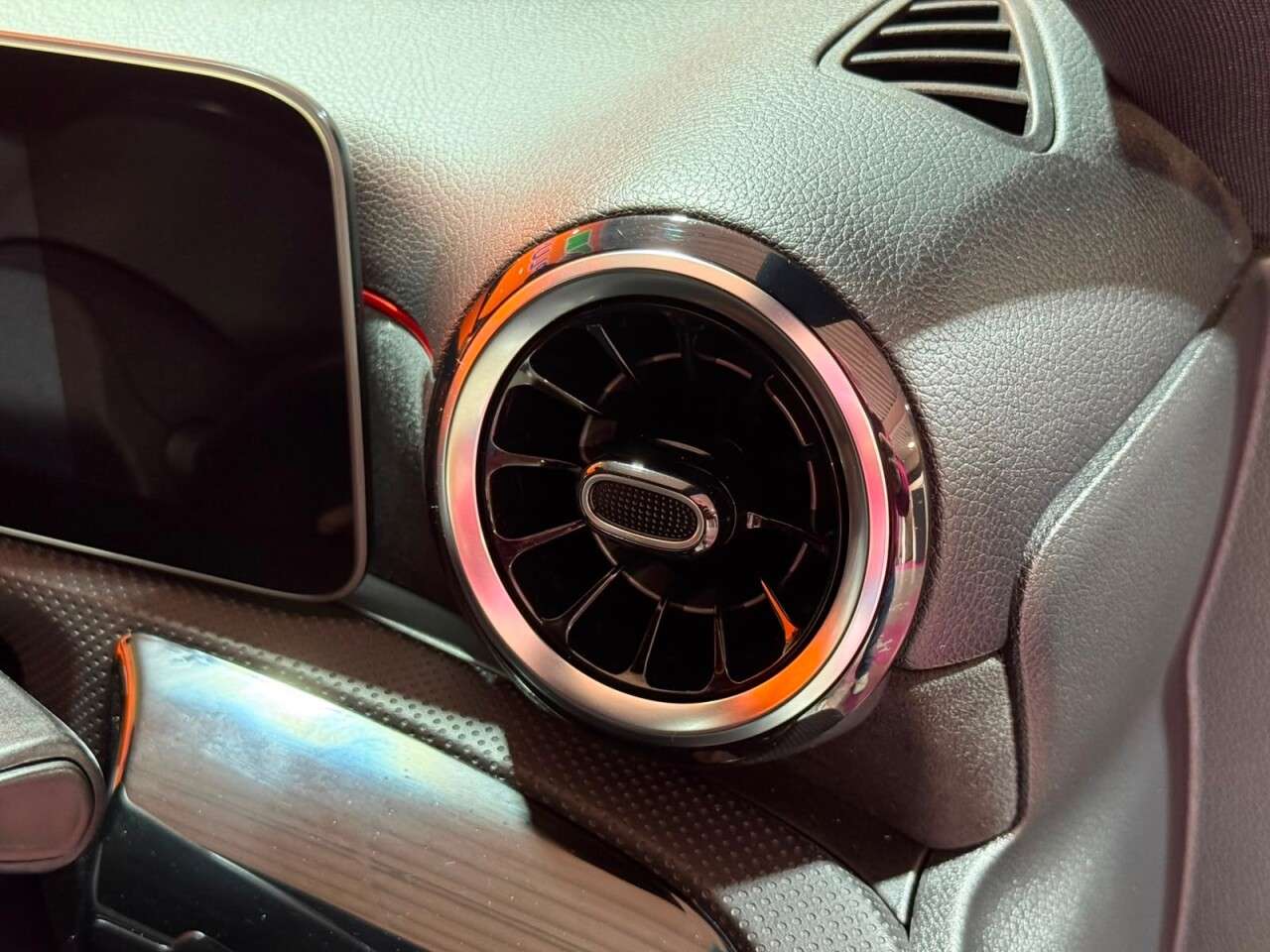2020 MERCEDES-BENZ A CLASS 2020 MERCEDES-BENZ A CLASS