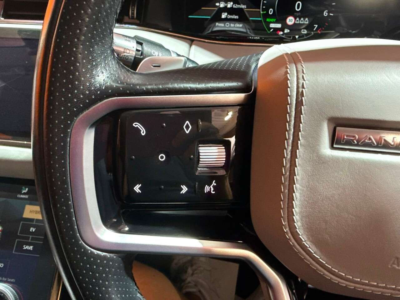 2021 LAND ROVER RANGE ROVER EVOQUE 2021 LAND ROVER RANGE ROVER EVOQUE
