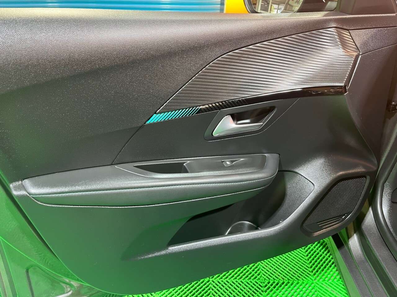 2020 PEUGEOT 208 2020 PEUGEOT 208
