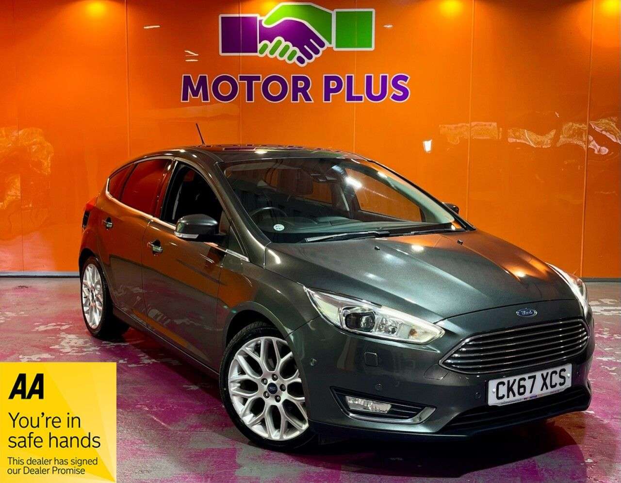 A 2017 FORD FOCUS 1.0T EcoBoost Titanium X Hatchback 5dr Petrol Auto Euro 6 (s/s) (125 ps) Vi A 2017 FORD FOCUS 1.0T EcoBoost Titanium X Hatchback 5dr Petrol Auto Euro 6 (s/s) (125 ps) Vi
