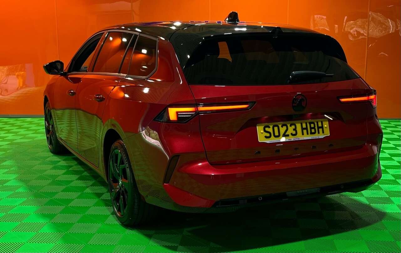 A 2023 VAUXHALL ASTRA 1.5 Turbo D GS Sports Tourer 5dr Diesel Manual Euro 6 (s/s) (130 ps) Visit A 2023 VAUXHALL ASTRA 1.5 Turbo D GS Sports Tourer 5dr Diesel Manual Euro 6 (s/s) (130 ps) Visit