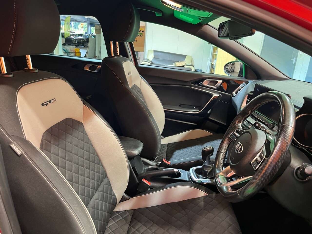 2021 KIA CEED 2021 KIA CEED