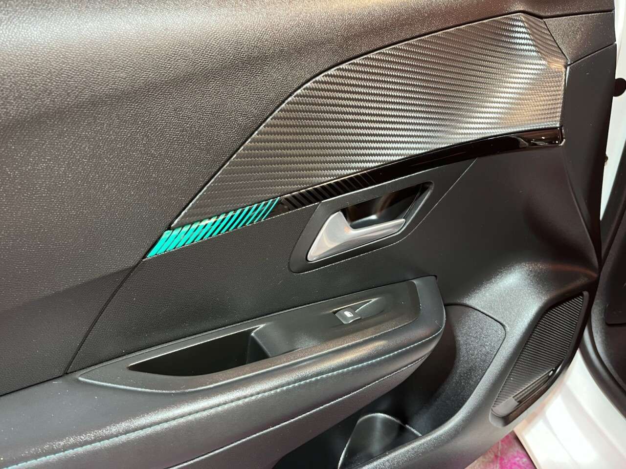 2020 PEUGEOT 208 2020 PEUGEOT 208