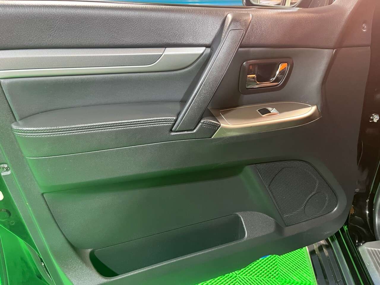 2017 MITSUBISHI SHOGUN 2017 MITSUBISHI SHOGUN