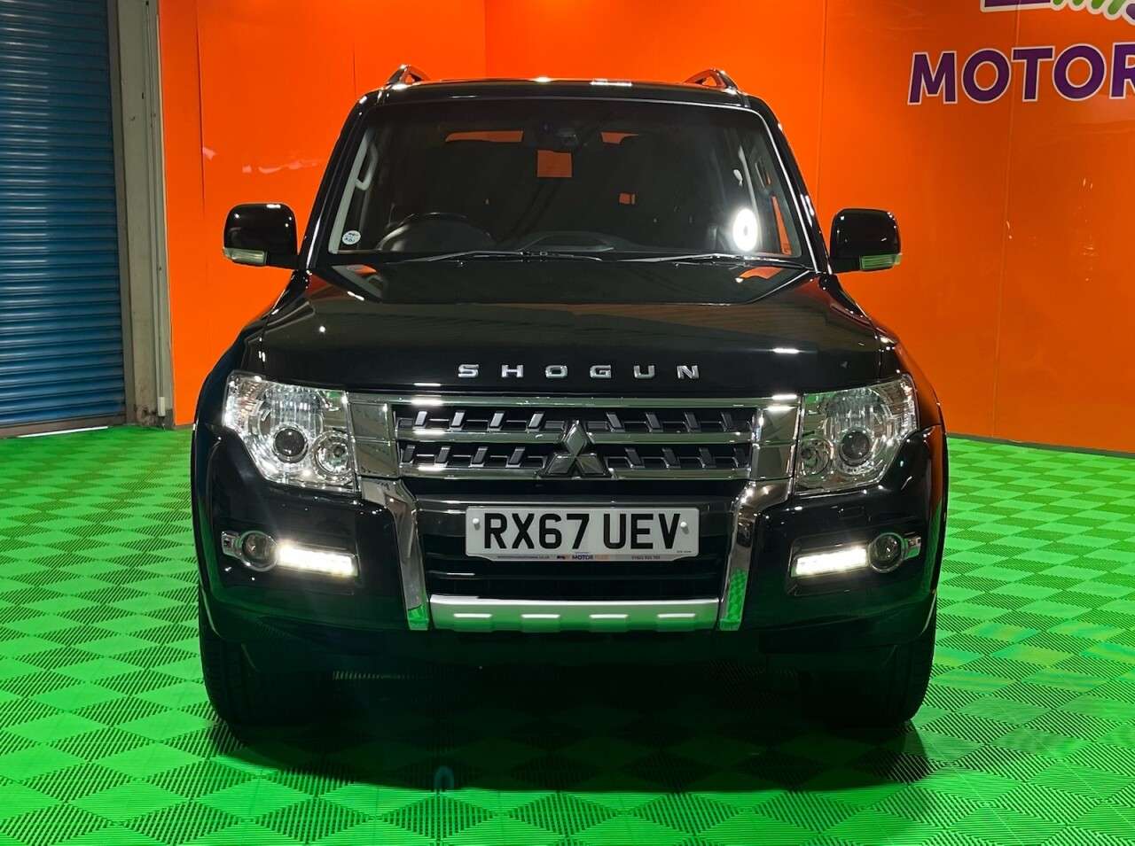 2017 MITSUBISHI SHOGUN 2017 MITSUBISHI SHOGUN