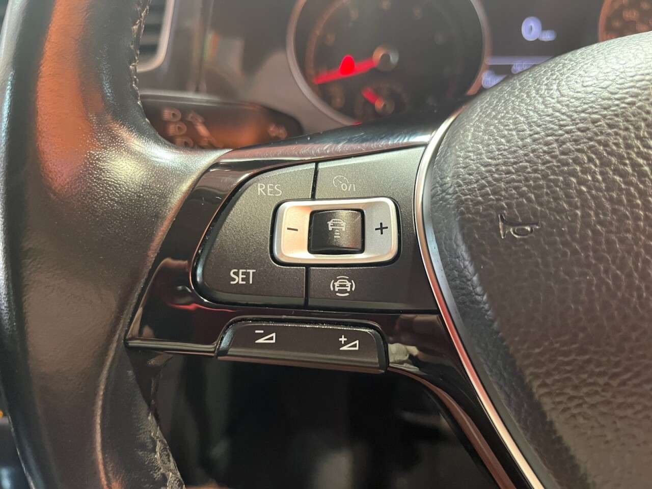 2019 VOLKSWAGEN GOLF 2019 VOLKSWAGEN GOLF