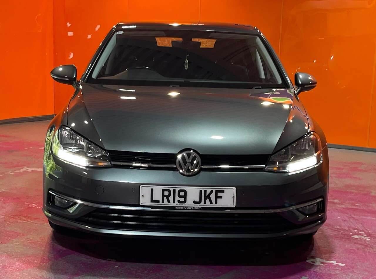 2019 VOLKSWAGEN GOLF 2019 VOLKSWAGEN GOLF
