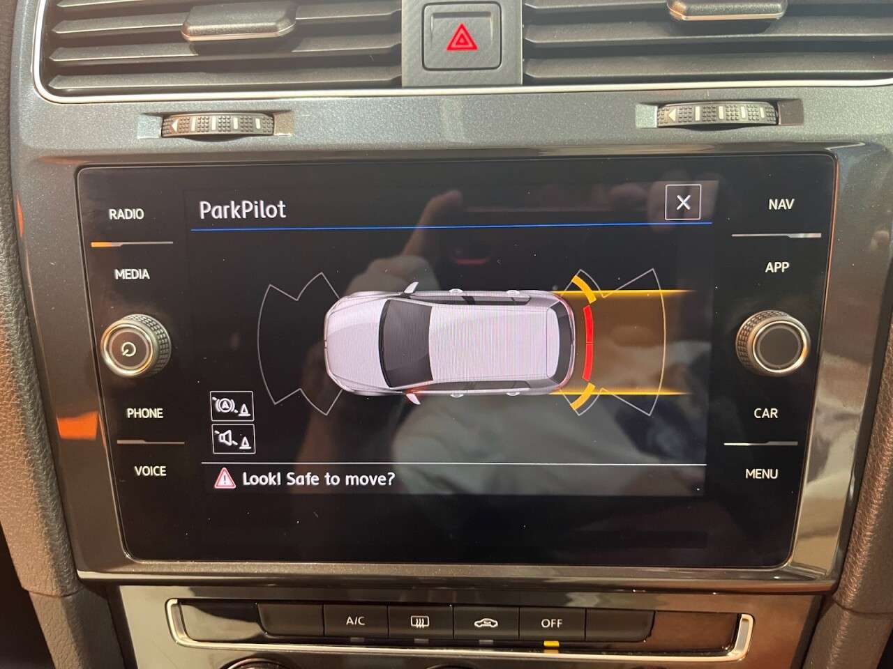 2019 VOLKSWAGEN GOLF 2019 VOLKSWAGEN GOLF