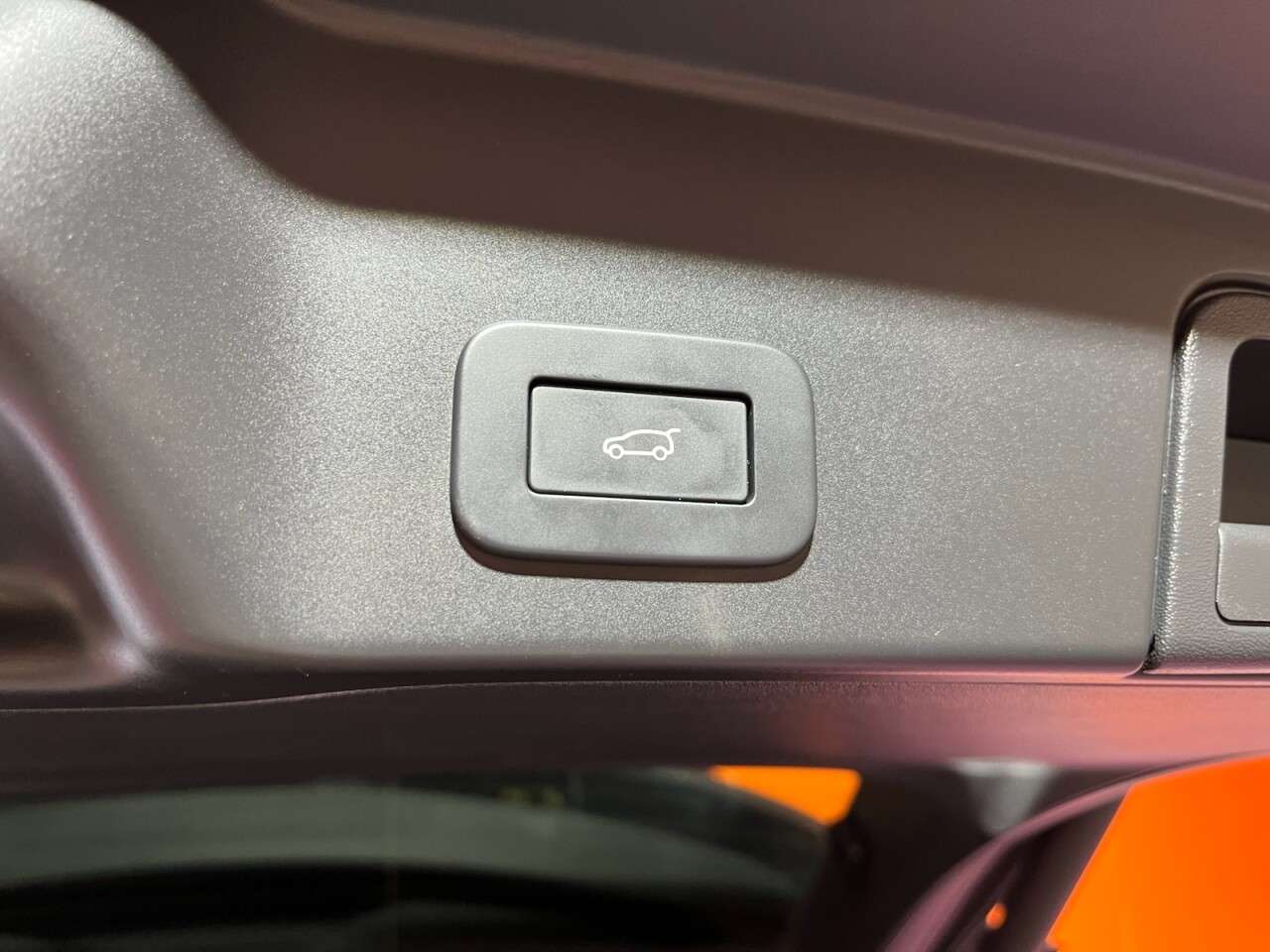 2023 LAND ROVER RANGE ROVER EVOQUE 2023 LAND ROVER RANGE ROVER EVOQUE