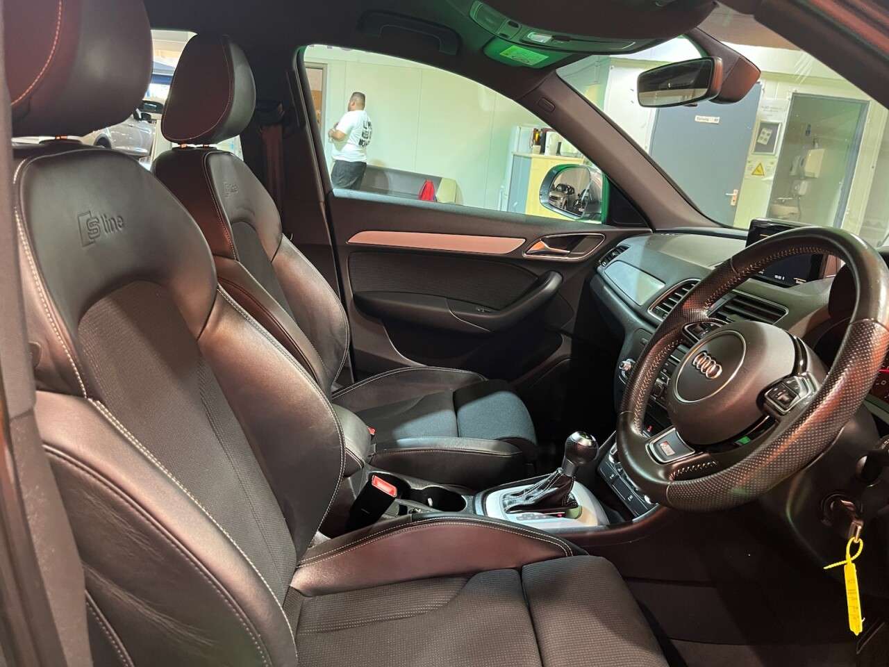 2015 AUDI Q3 2015 AUDI Q3