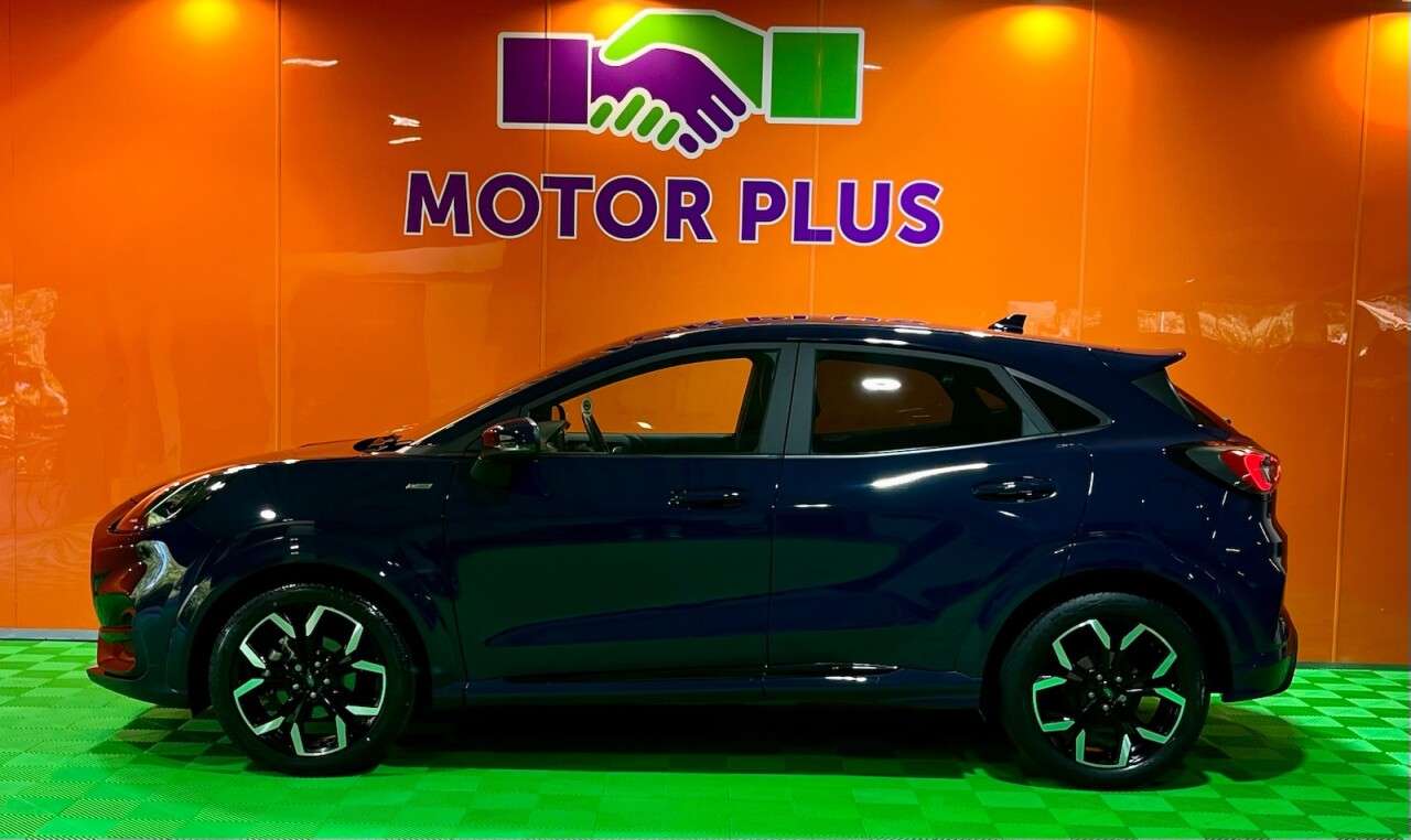 A 2023 FORD PUMA 1.0T EcoBoost MHEV ST-Line X SUV 5dr Petrol Hybrid DCT Euro 6 (s/s) (125 ps A 2023 FORD PUMA 1.0T EcoBoost MHEV ST-Line X SUV 5dr Petrol Hybrid DCT Euro 6 (s/s) (125 ps