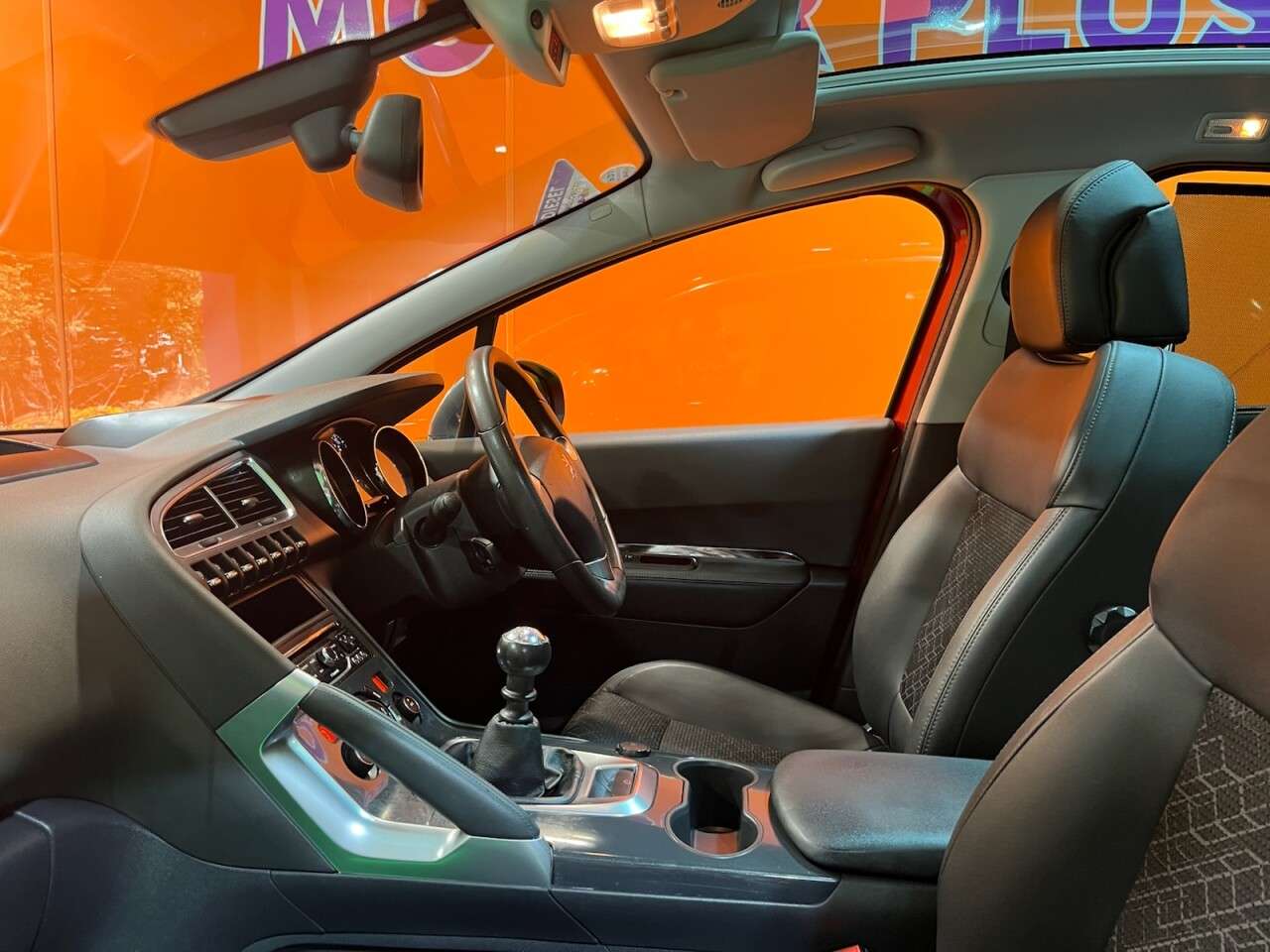 2015 PEUGEOT 3008 2015 PEUGEOT 3008