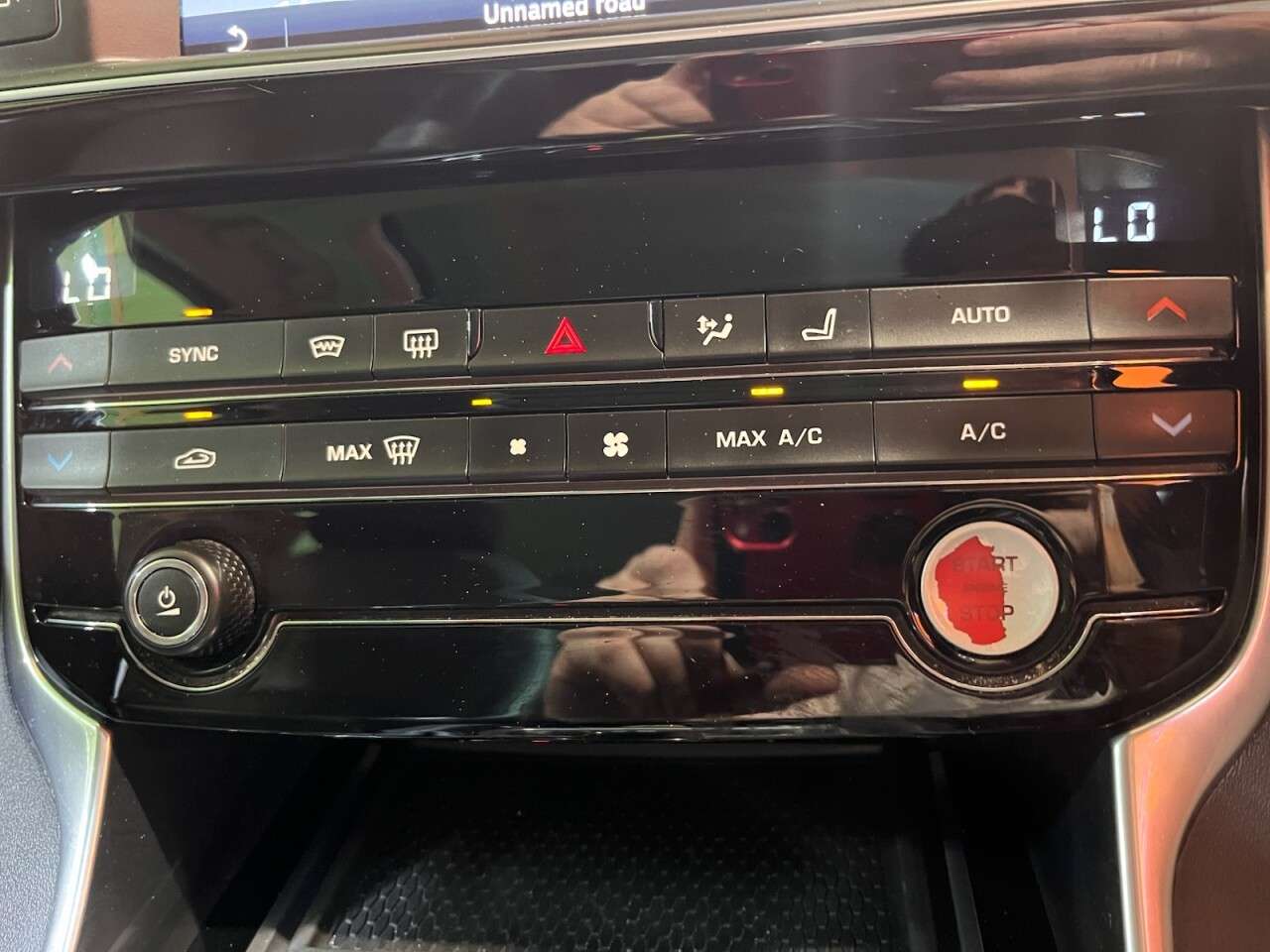 2017 JAGUAR XE 2017 JAGUAR XE