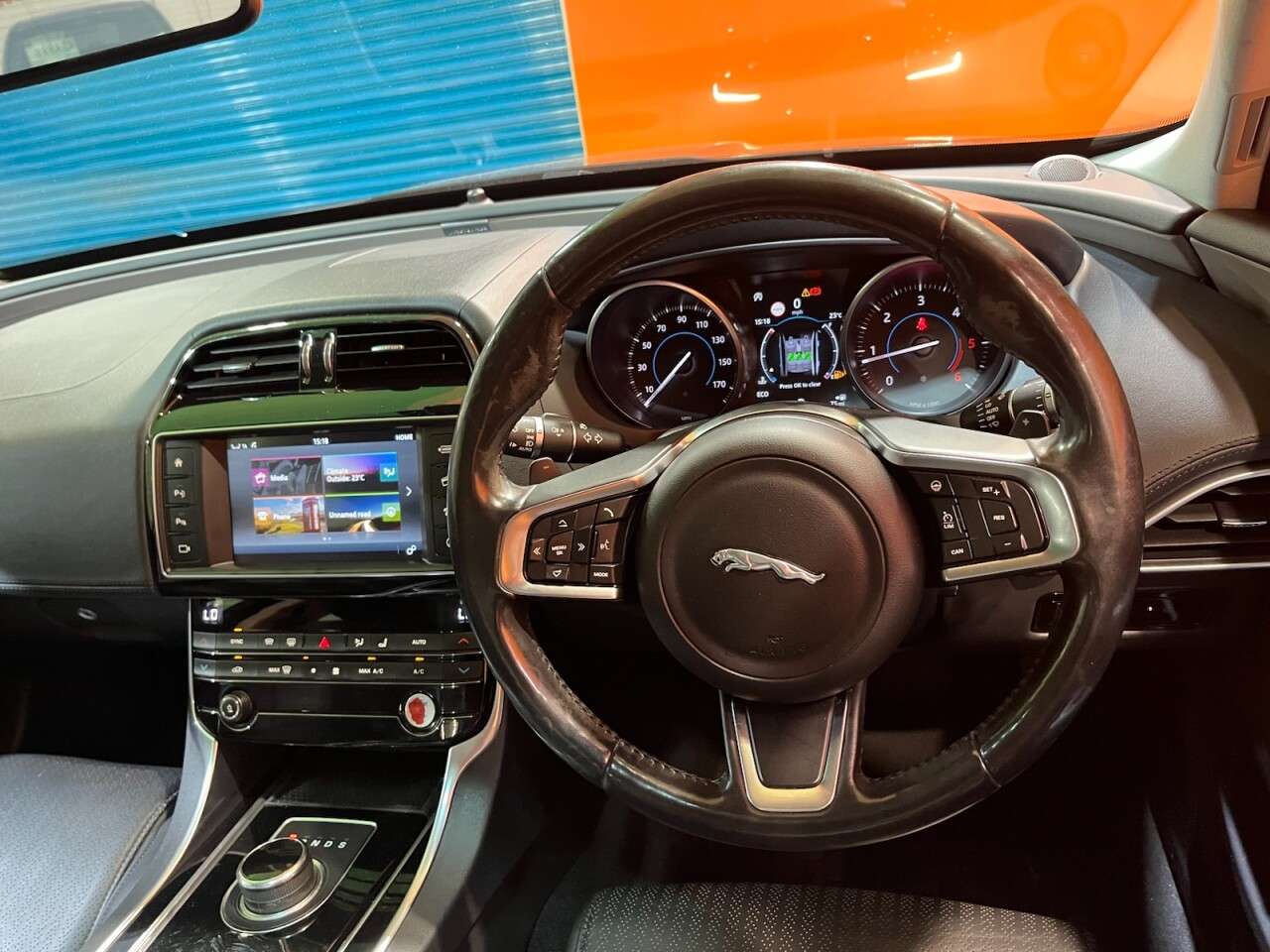 2017 JAGUAR XE 2017 JAGUAR XE