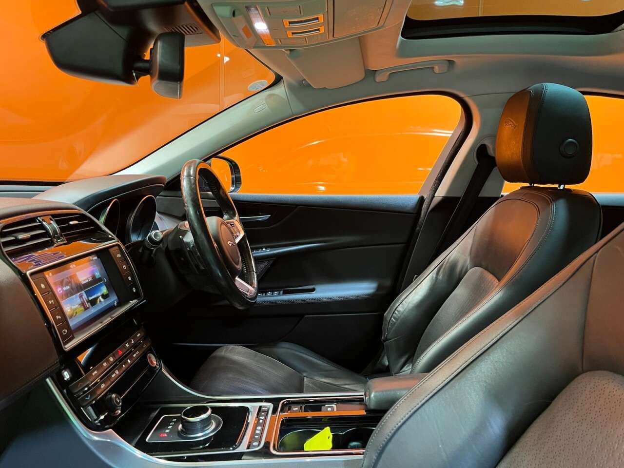 2017 JAGUAR XE 2017 JAGUAR XE