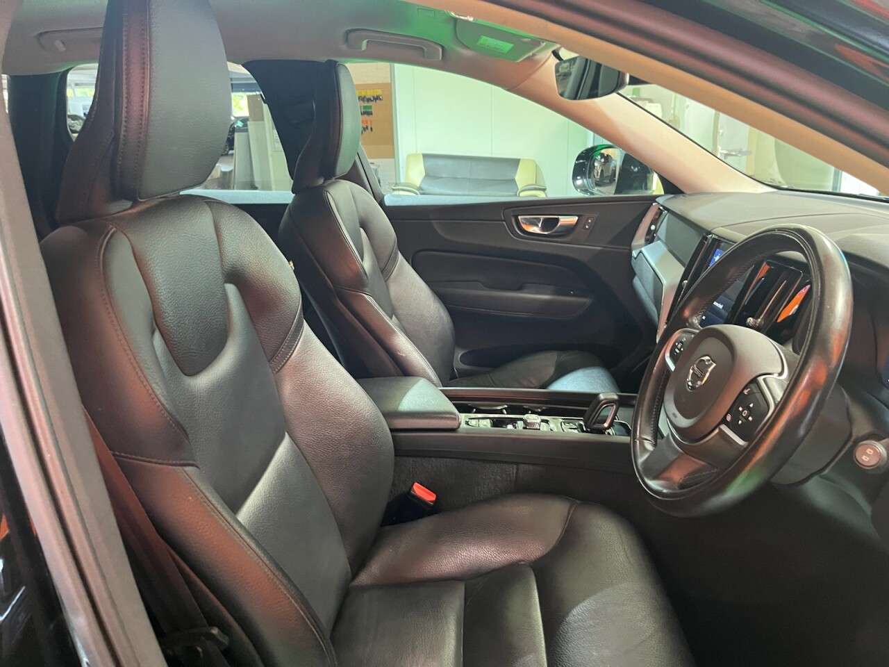 2019 VOLVO XC60 2019 VOLVO XC60