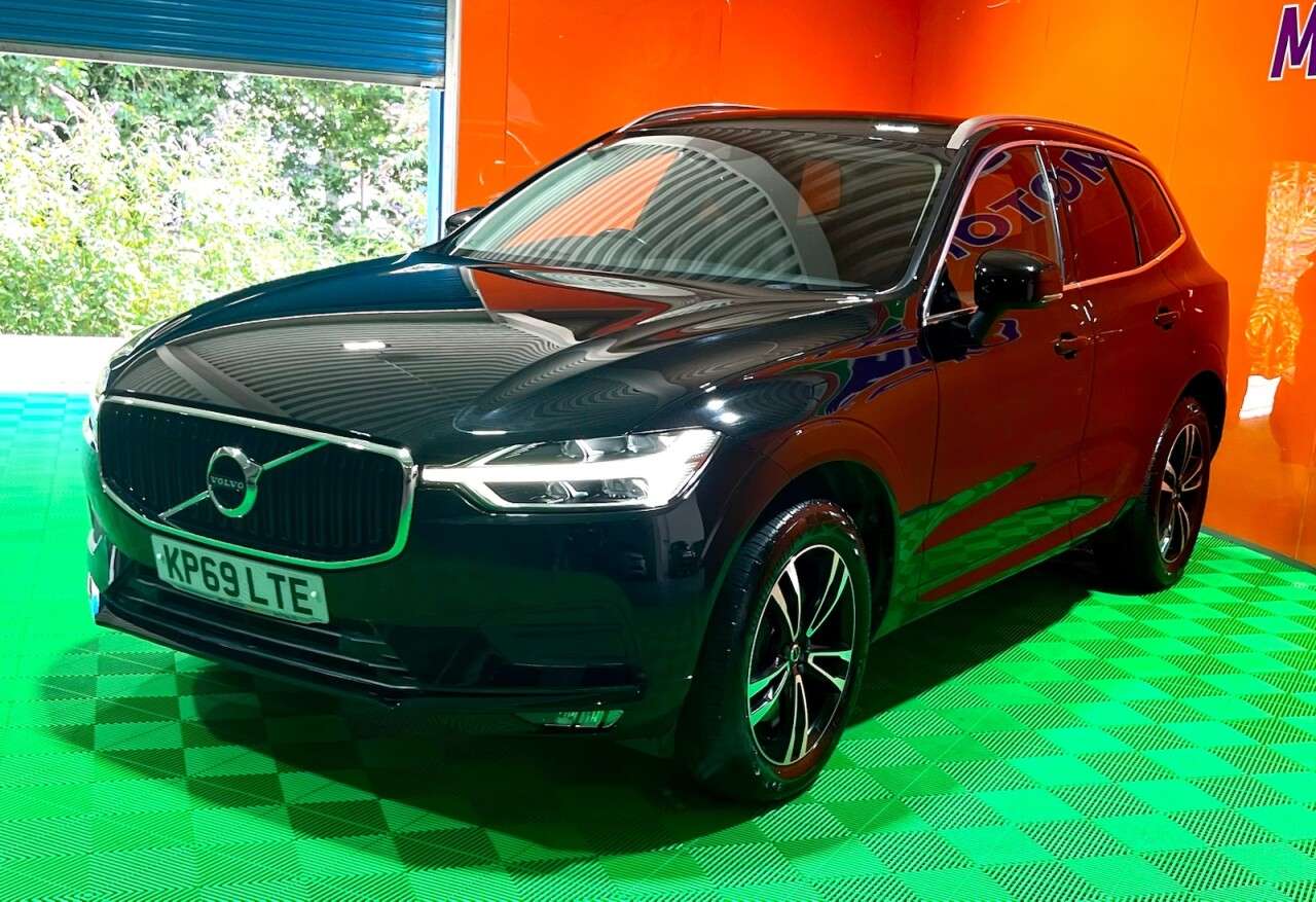 2019 VOLVO XC60 2019 VOLVO XC60